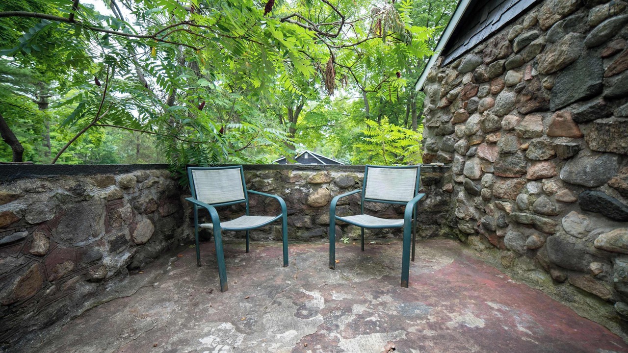 Photo of Patio Balcony in Tay Valley