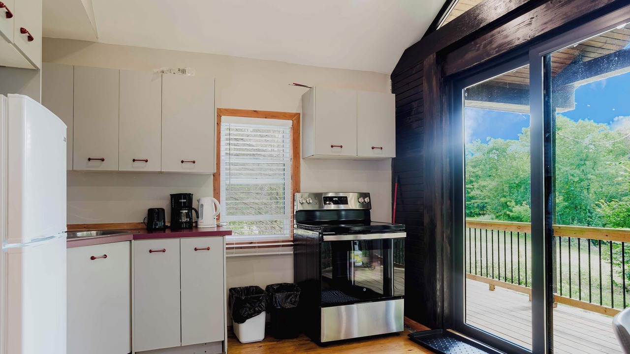 Photo of Kitchen in Muskoka Lakes