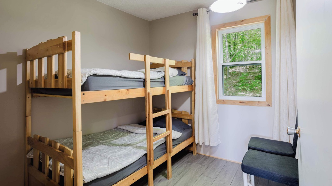 Photo of Bedroom in Muskoka Lakes