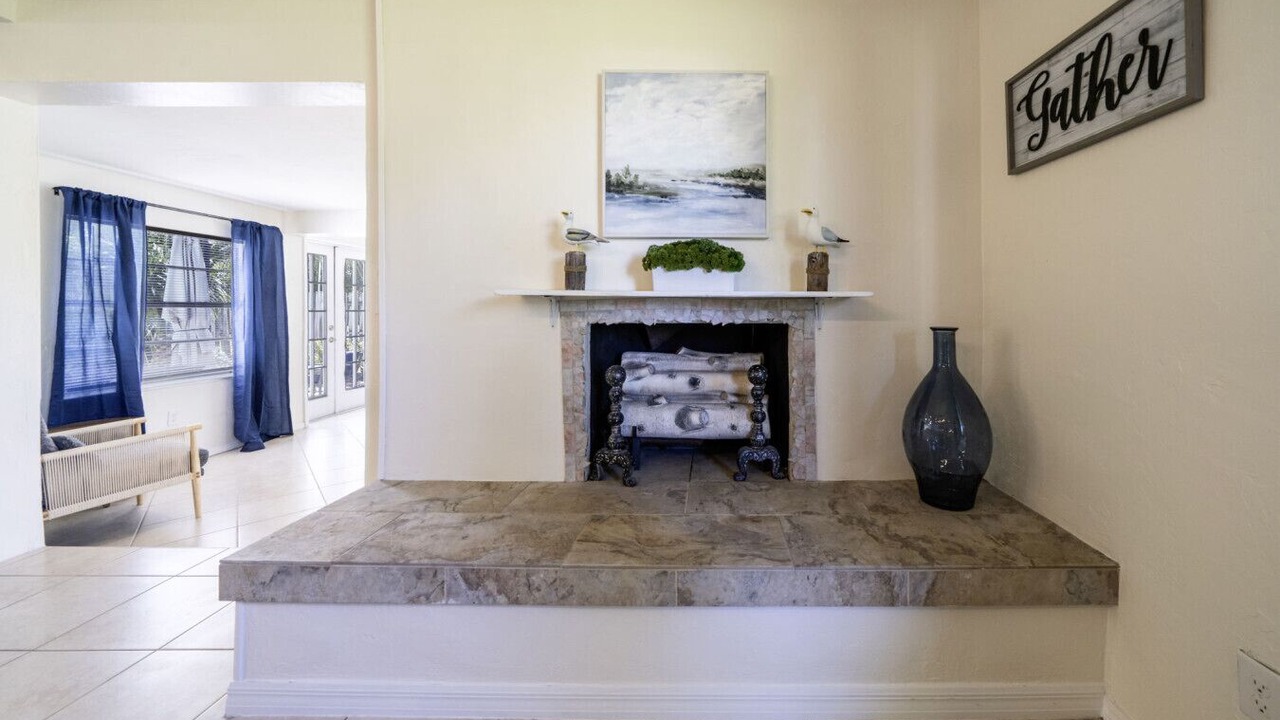 Photo of Livingroom in Alabama Grove Terrace
