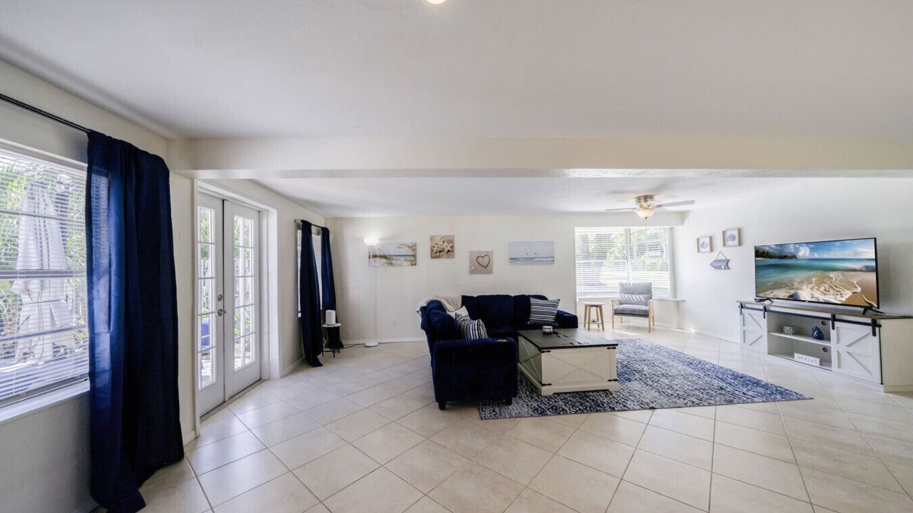 Photo of Bedroom in Alabama Grove Terrace