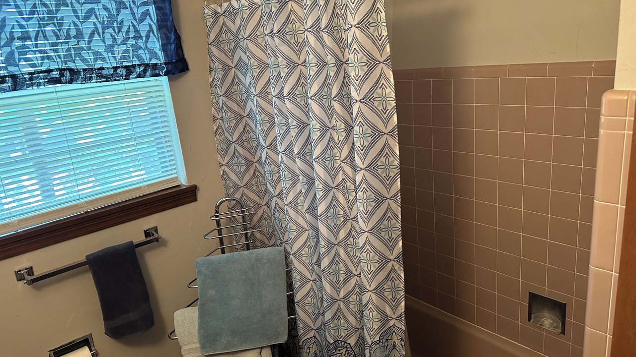 Photo of Bathroom in Eufaula