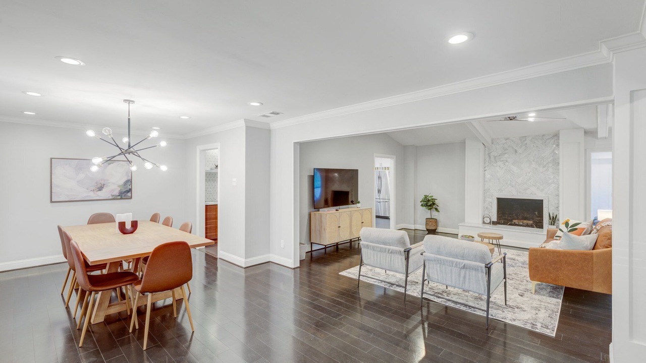 Photo of Livingroom in Lake Highlands