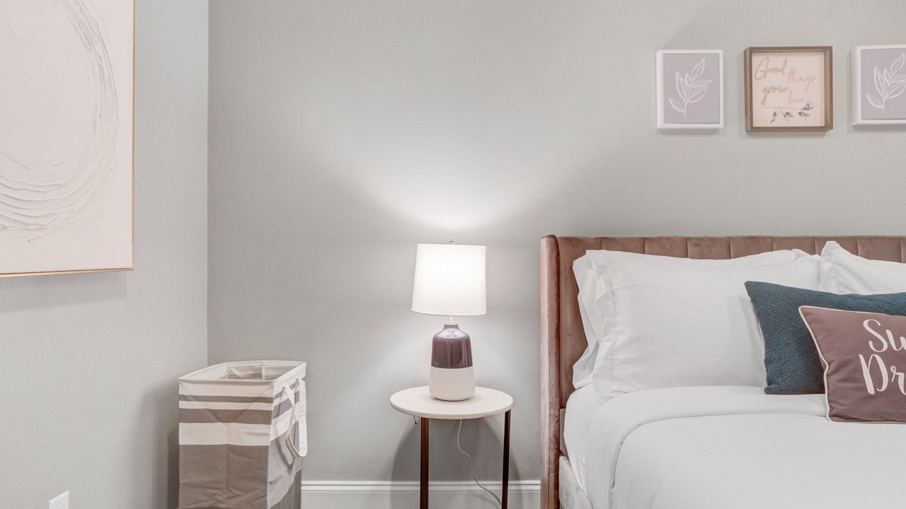 Photo of Bedroom in Lake Highlands