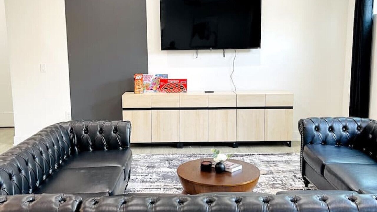 Photo of Livingroom in MLK