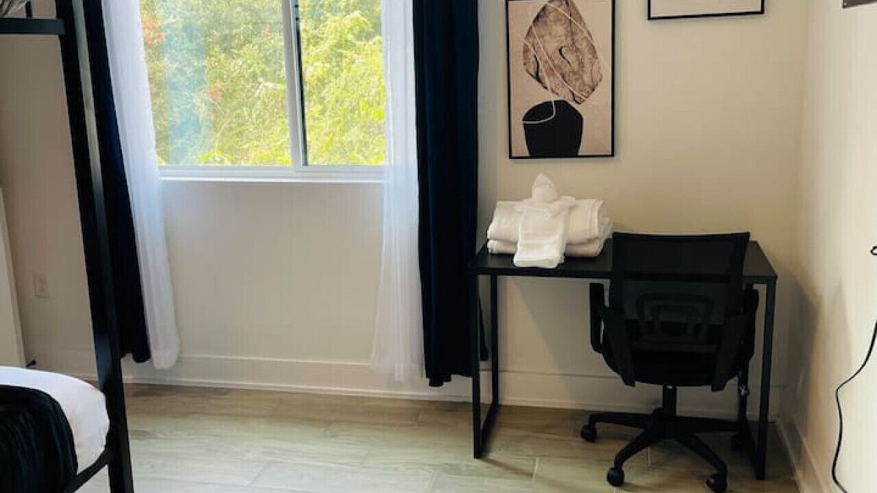 Photo of Bedroom in MLK