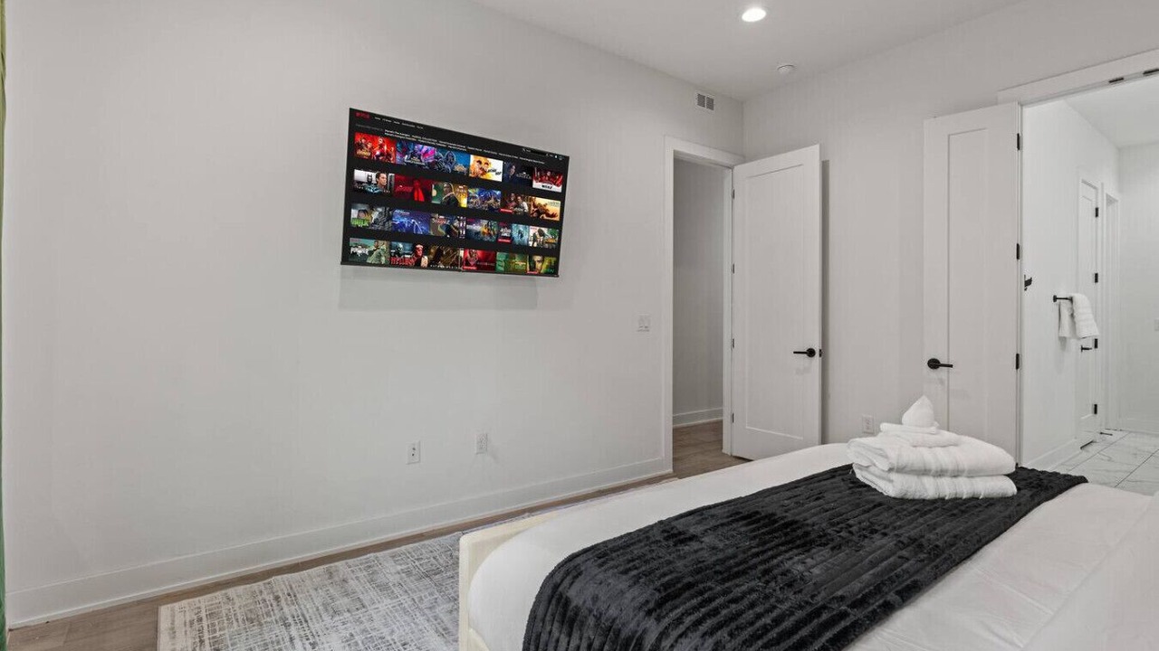 Photo of Bedroom in MLK