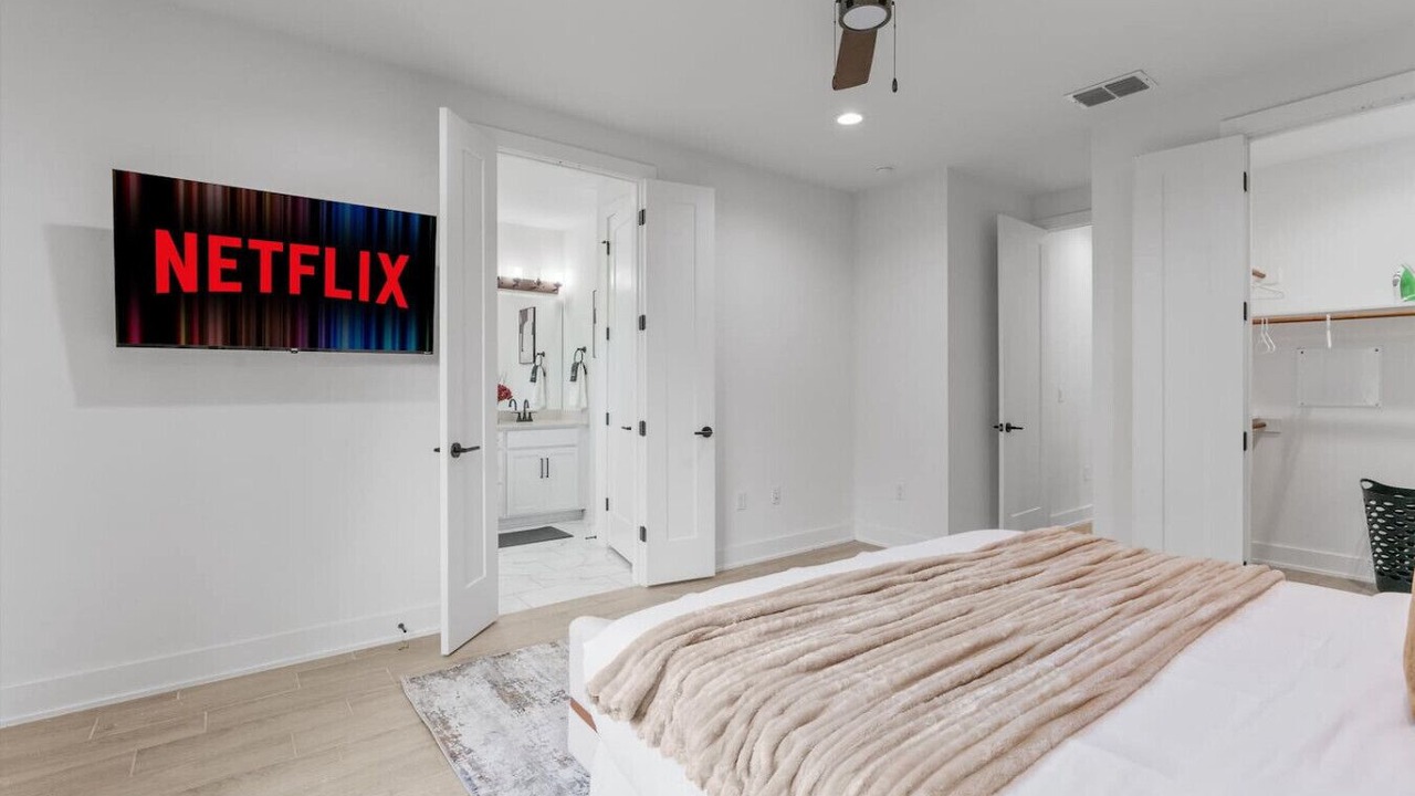 Photo of Bedroom in MLK