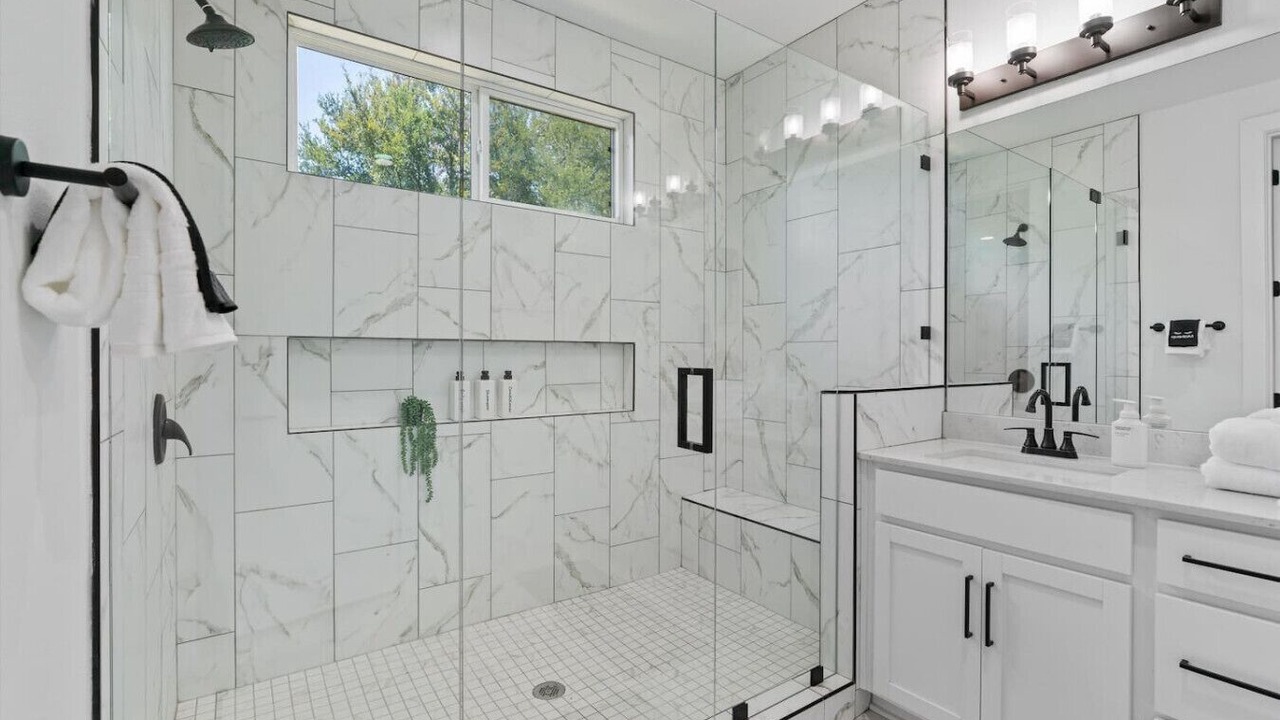 Photo of Bathroom in MLK
