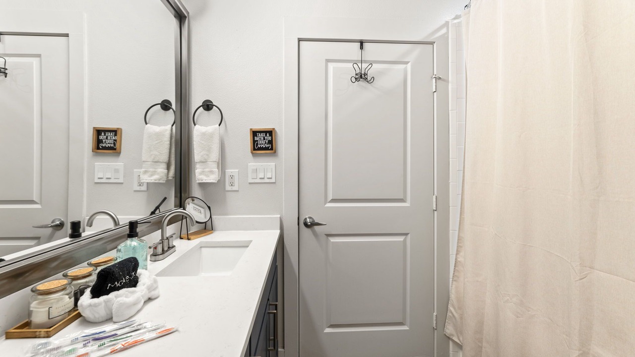 Photo of Bathroom in Deep Ellum
