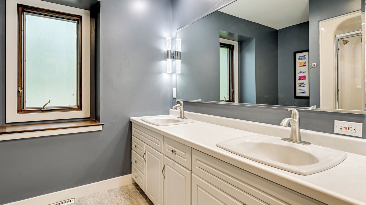 Photo of Bathroom in Mosinee