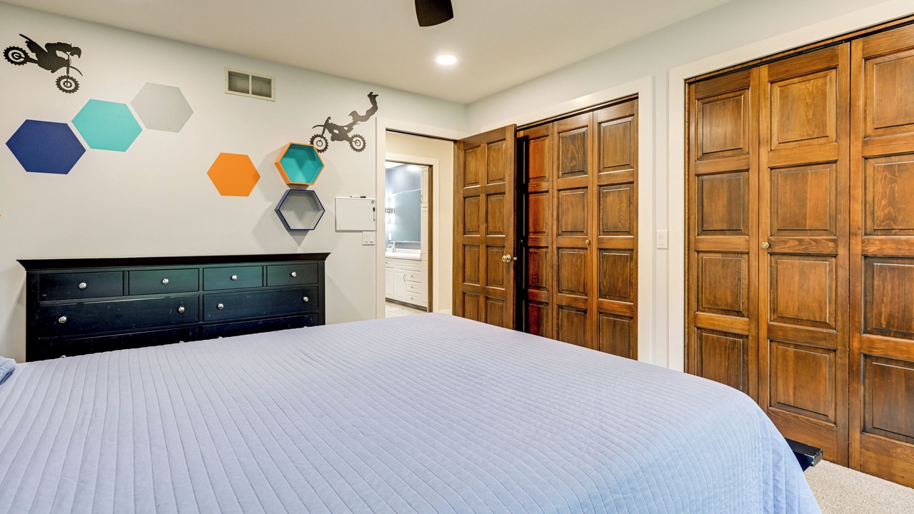 Photo of Bedroom in Mosinee