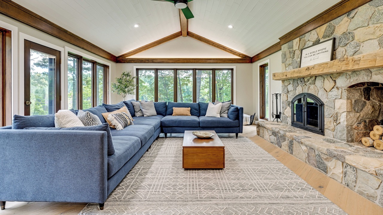 Photo of Livingroom in Mosinee