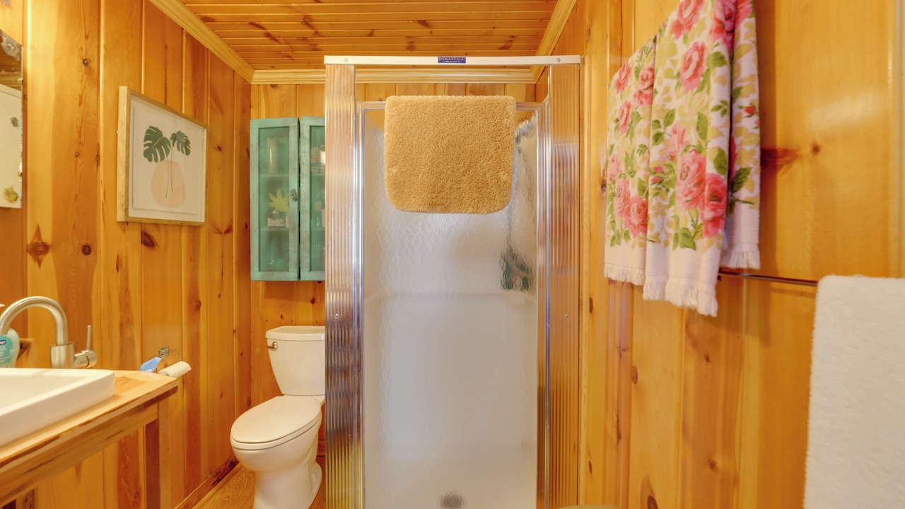 Photo of Bathroom in Port Austin