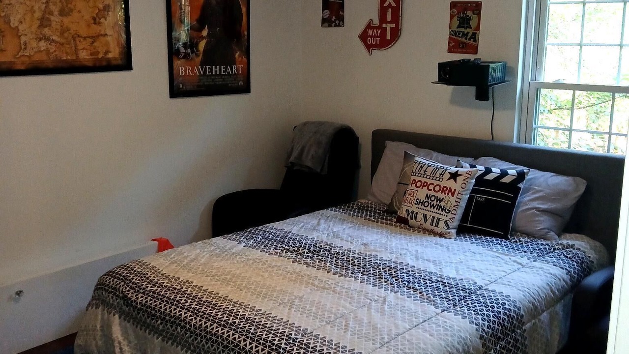 Photo of Bedroom in Wessex Square