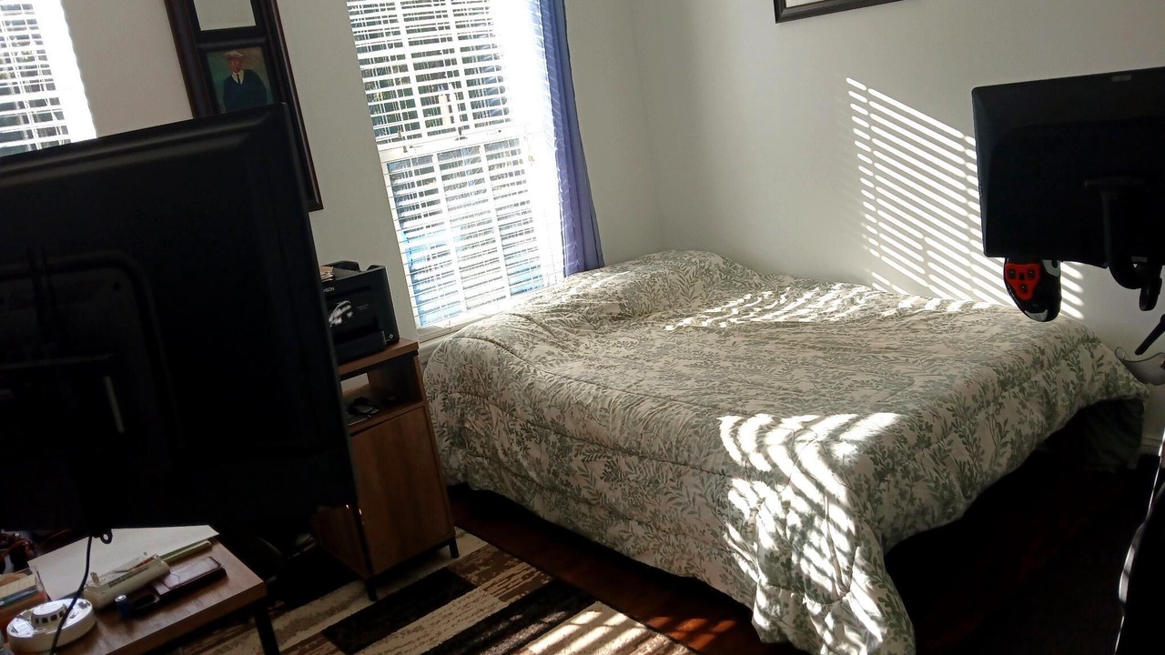 Photo of Bedroom in Wessex Square