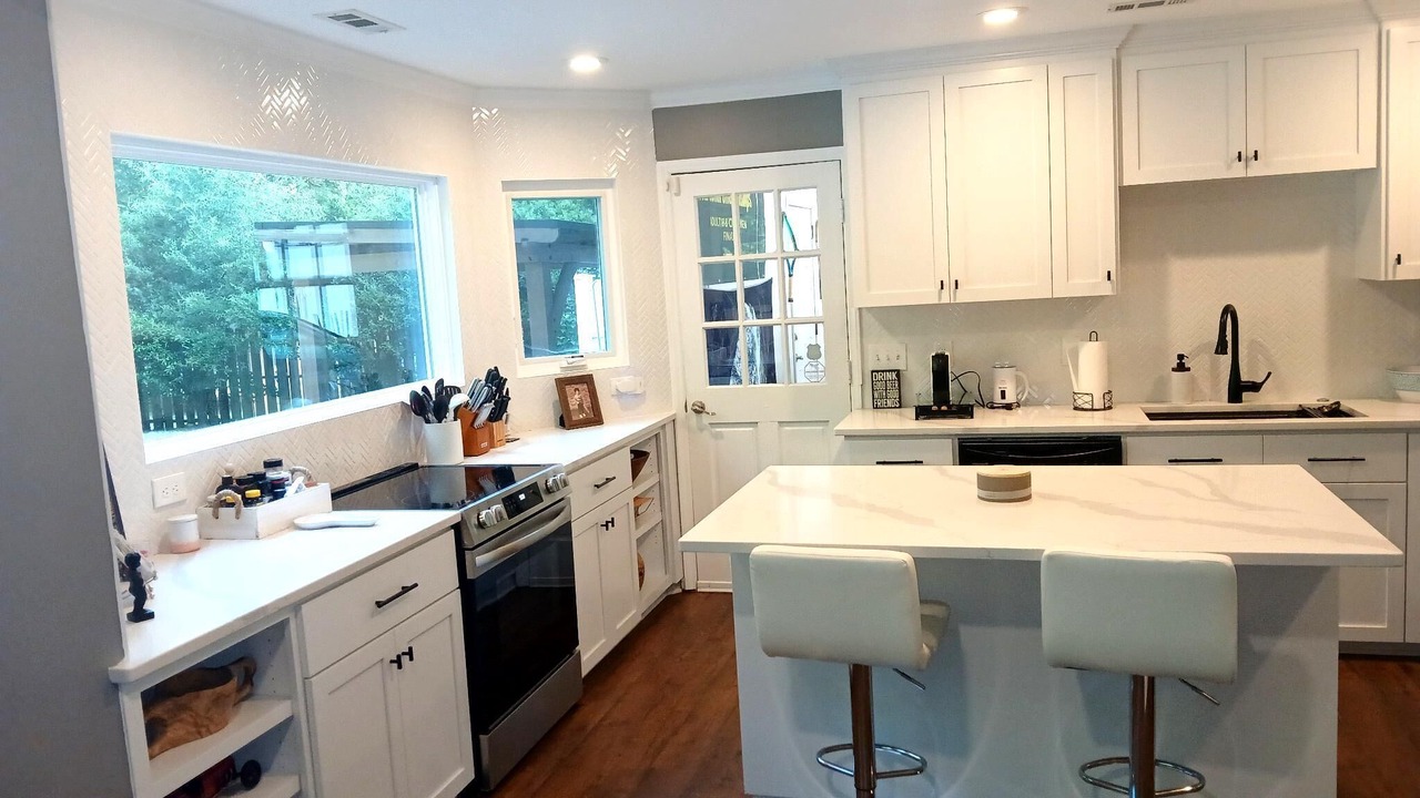 Photo of Kitchen in Wessex Square