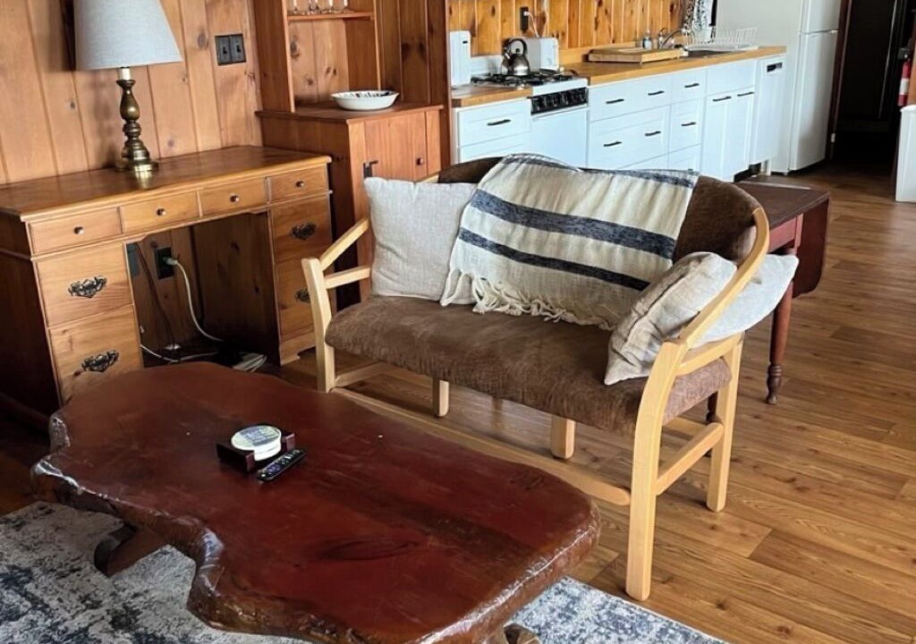 Photo of Livingroom in Center Harbor