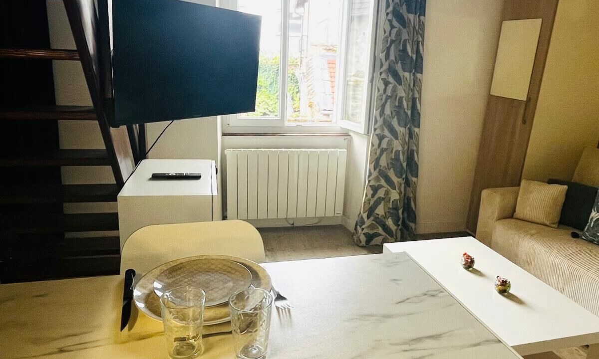 Photo of Others in Linas