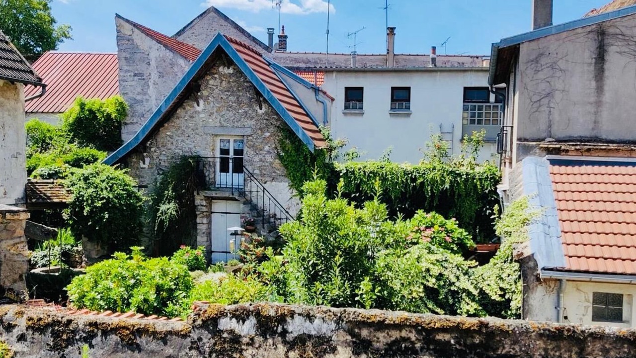 Photo of Outdoor in Linas