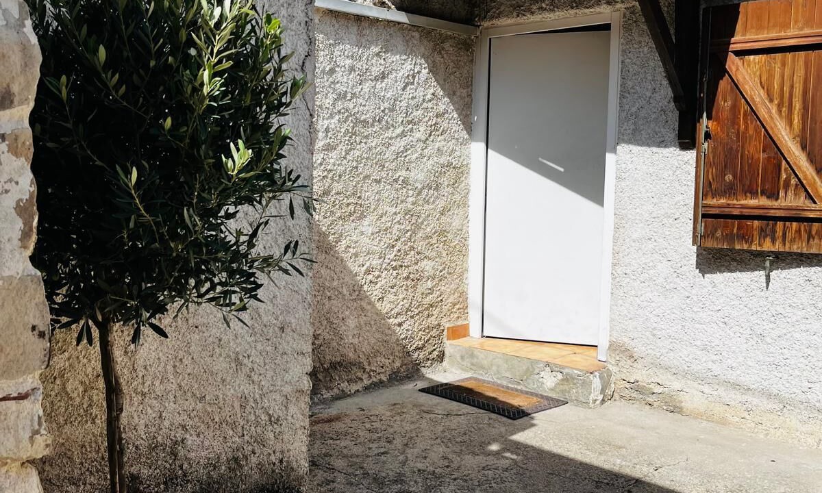 Photo of Outdoor in Linas