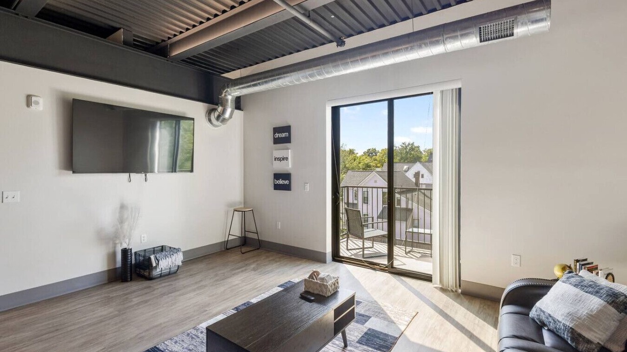 Photo of Livingroom in Stuart