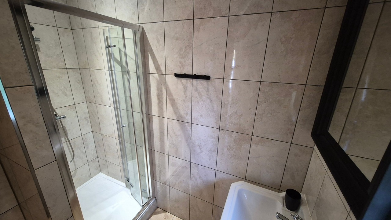 Photo of Bathroom in Selhurst