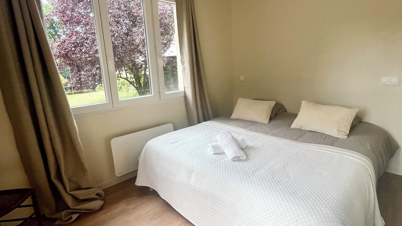 Photo of Bedroom in Ouistreham