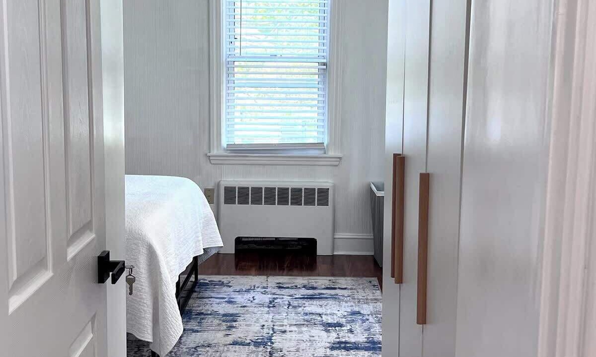 Photo of Bedroom in Riverside