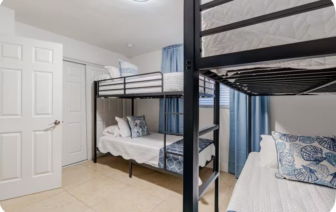 Photo of Bedroom in The Roads