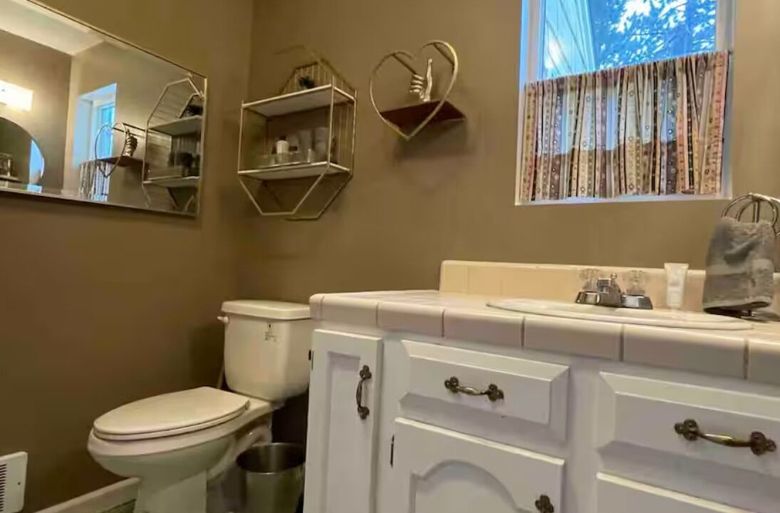 Photo of Bathroom in Sierra Tract