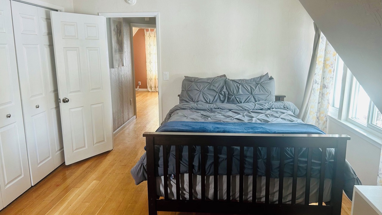 Photo of Bedroom in Sierra Tract