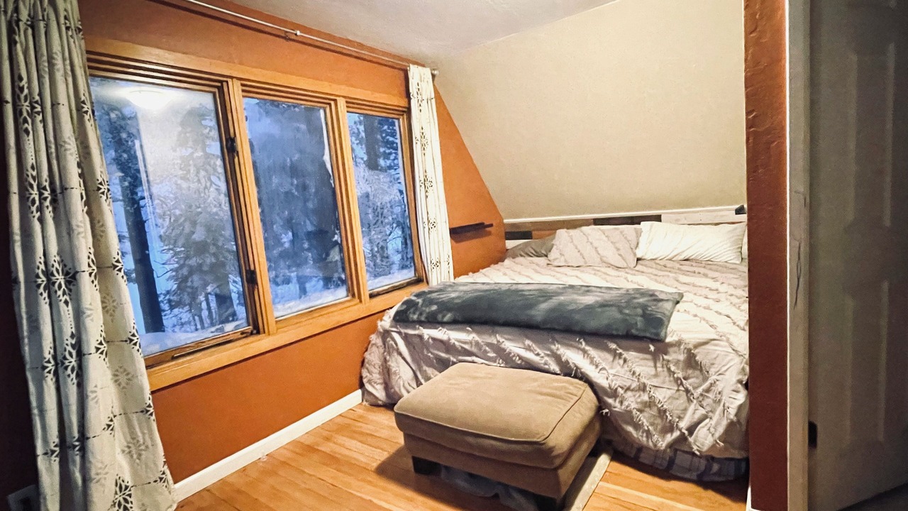 Photo of Bedroom in Sierra Tract