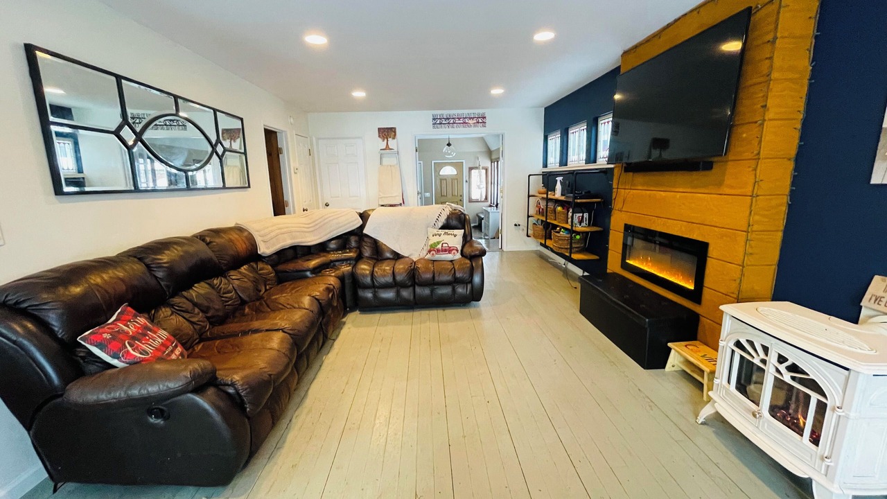 Photo of Livingroom in Sierra Tract