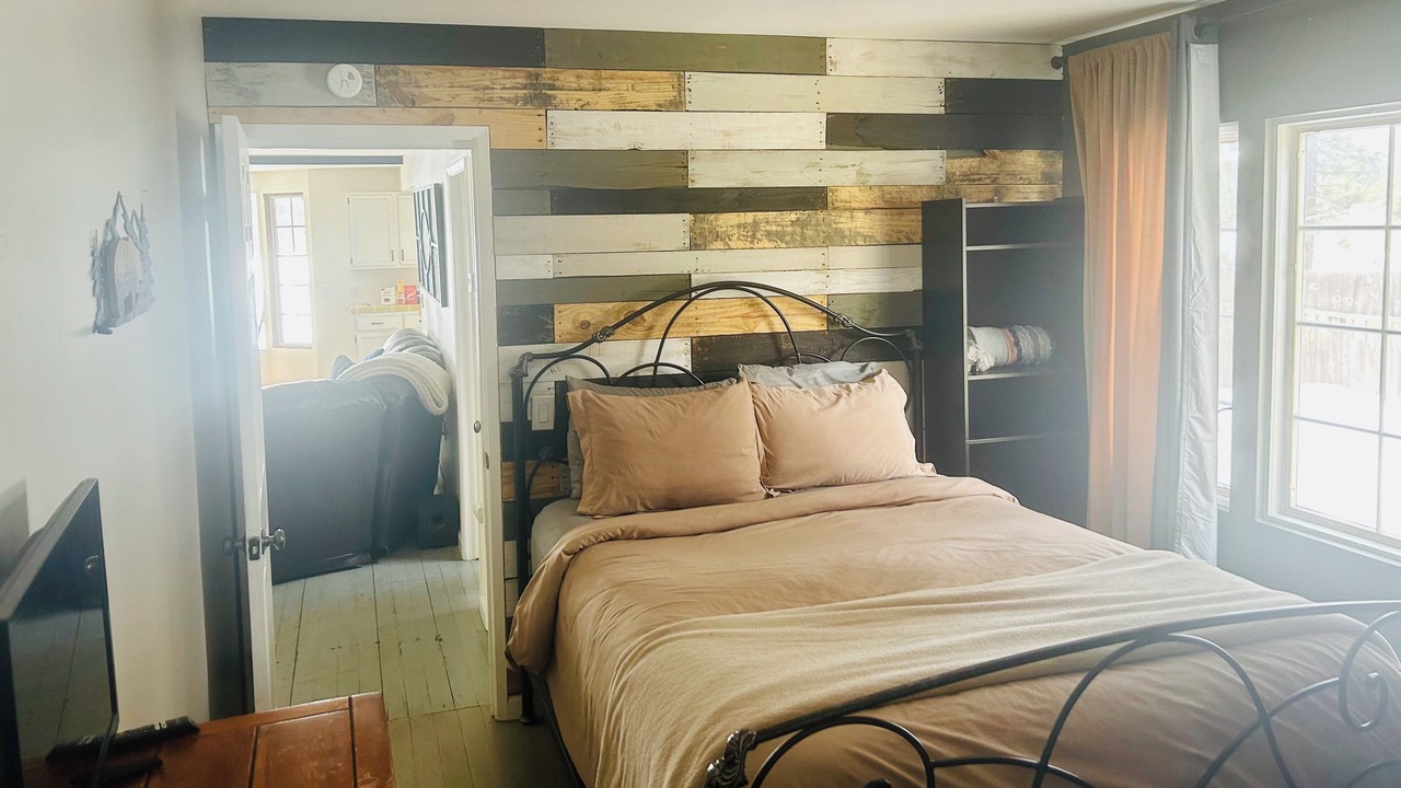 Photo of Bedroom in Sierra Tract