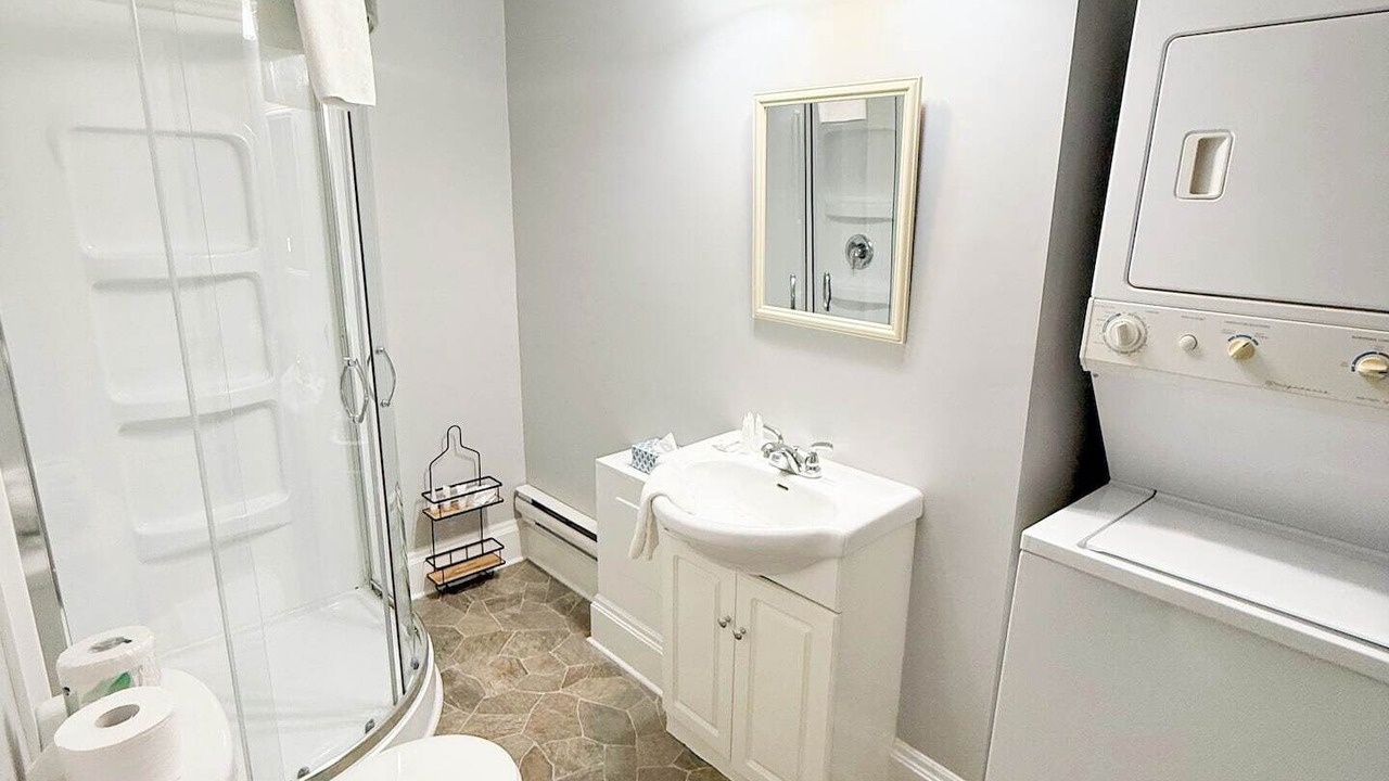 Photo of Bathroom in Waterford Valley