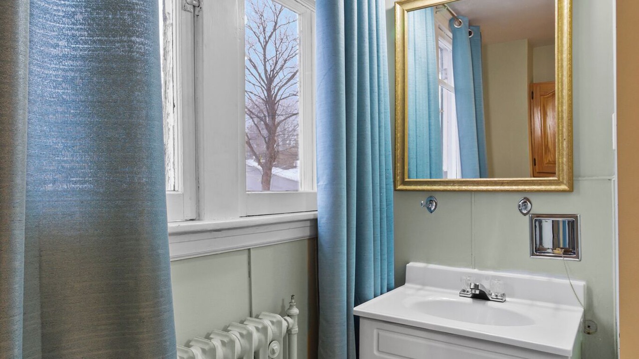 Photo of Bathroom in Waterford Valley