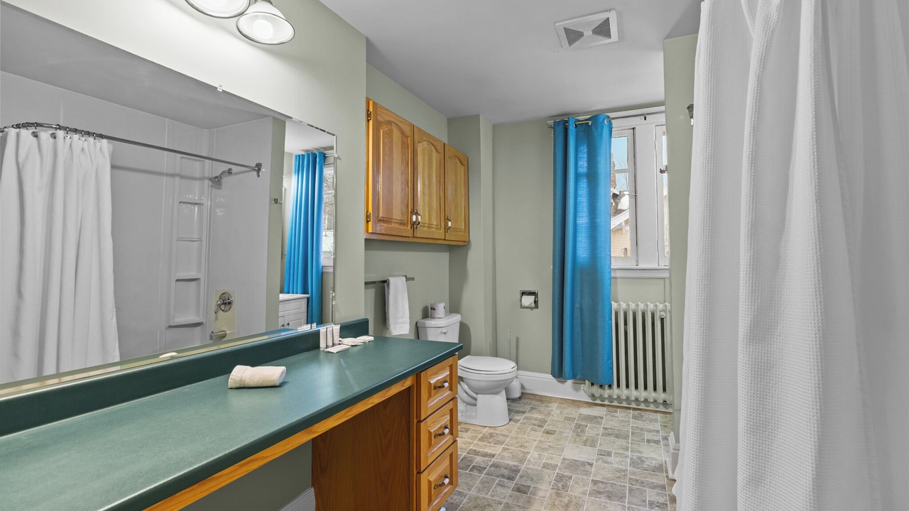 Photo of Bathroom in Waterford Valley