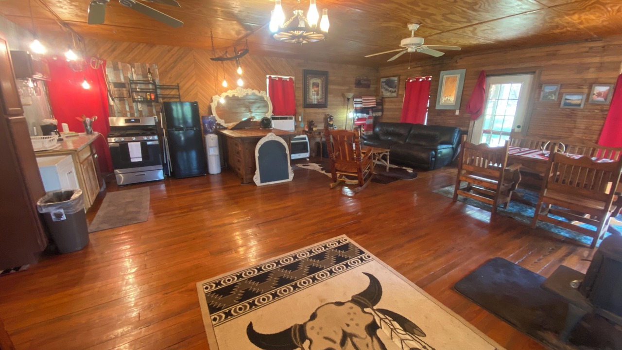 Photo of Livingroom in Connerville