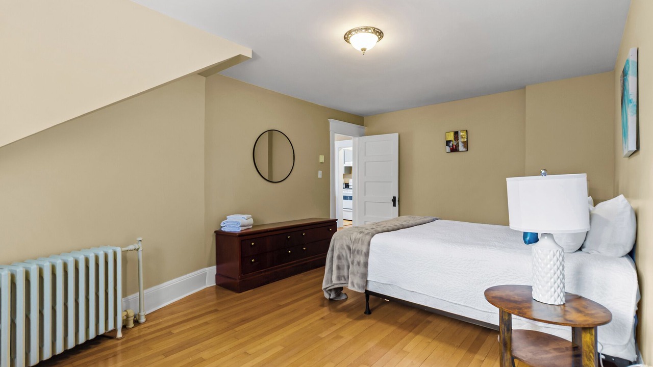 Photo of Bedroom in Waterford Valley