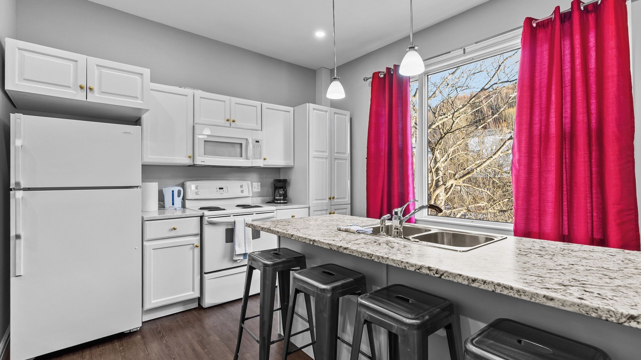 Photo of Kitchen in Waterford Valley