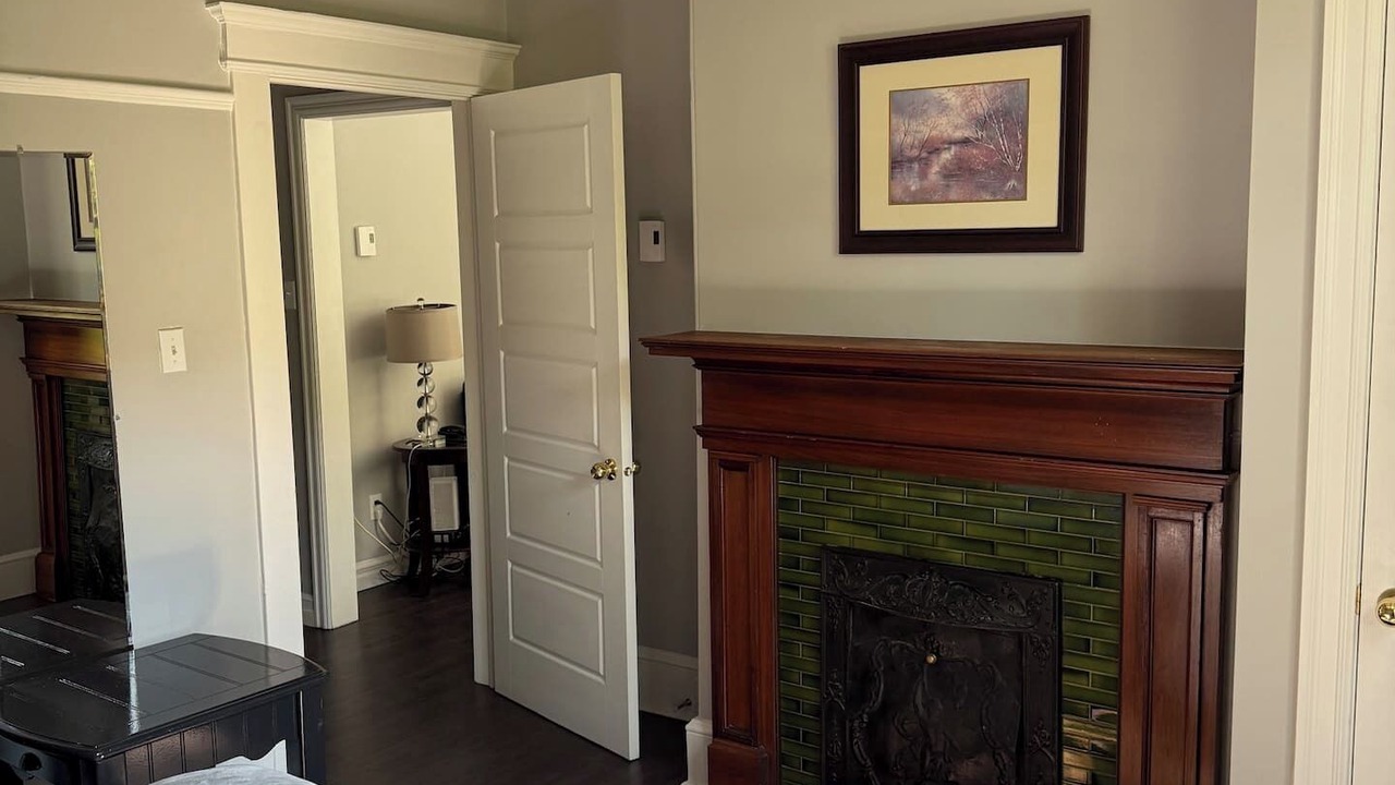 Photo of Livingroom in Waterford Valley