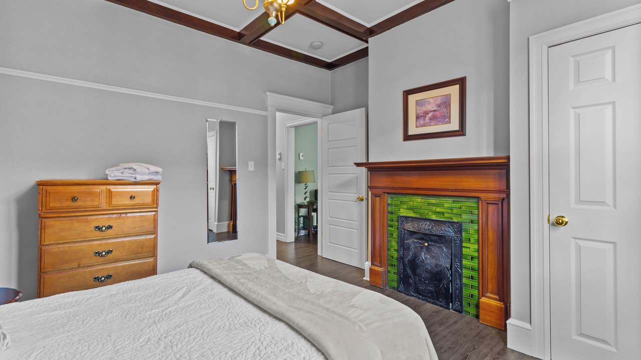 Photo of Livingroom in Waterford Valley