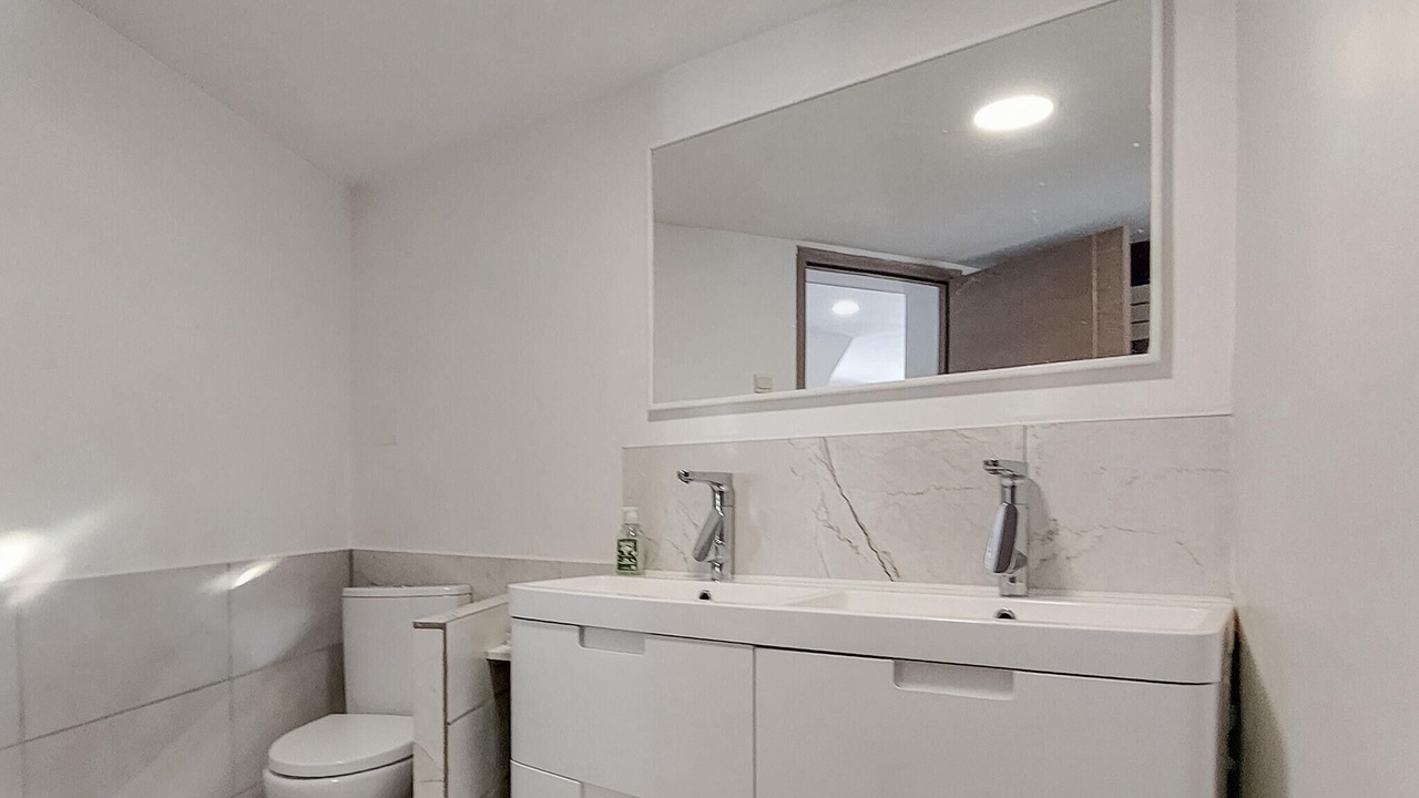 Photo of Bathroom in Ancourt