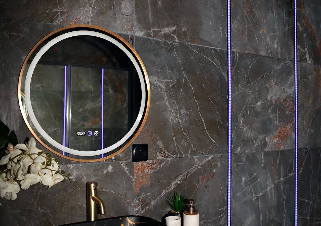 Photo of Bathroom in Rive Droite