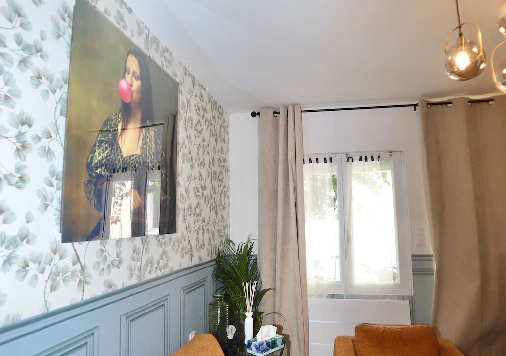 Photo of Livingroom in Rive Droite