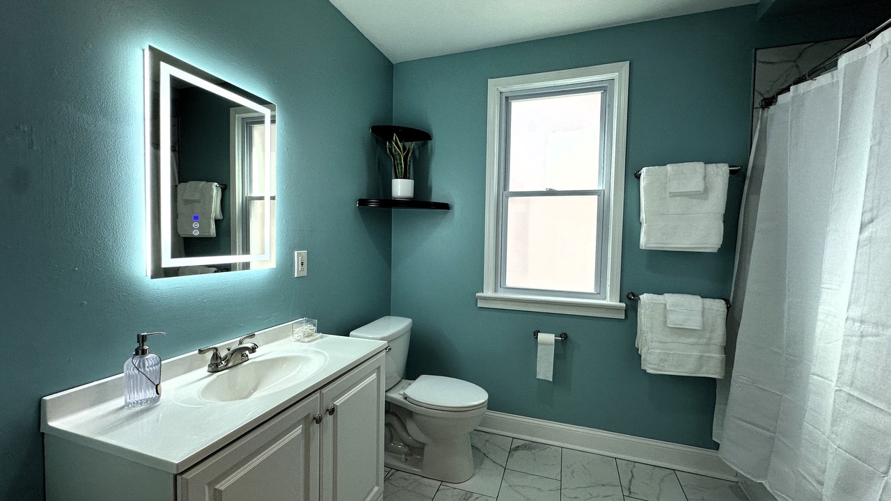 Photo of Bathroom in Front Park