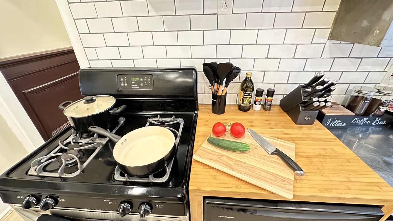 Photo of Kitchen in Front Park