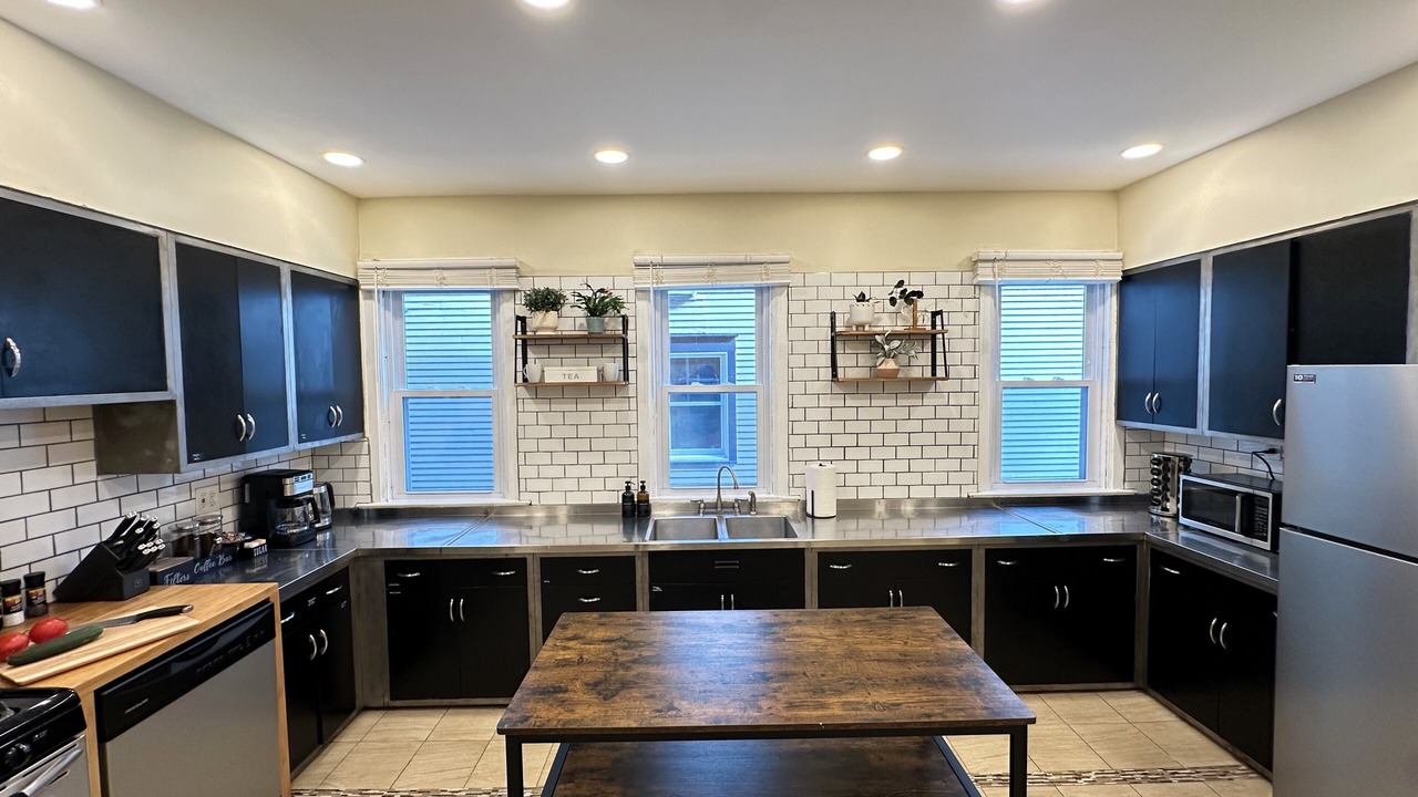 Photo of Kitchen in Front Park