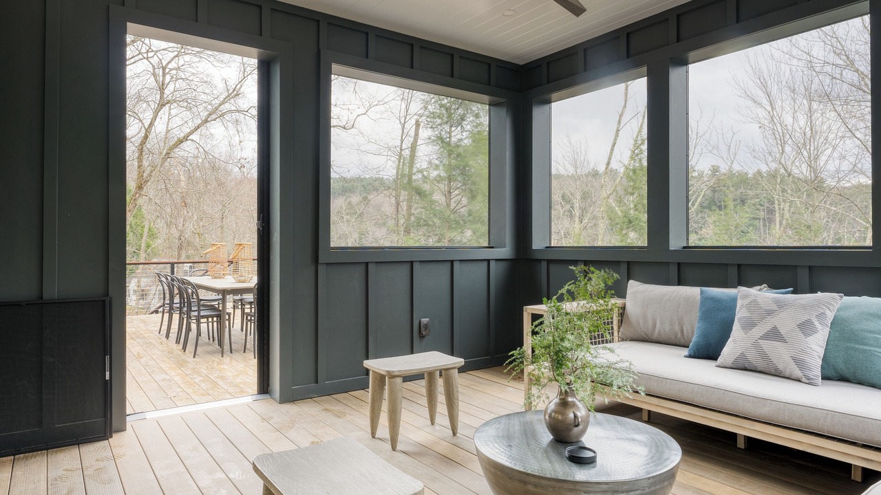 Photo of Livingroom in Monterey